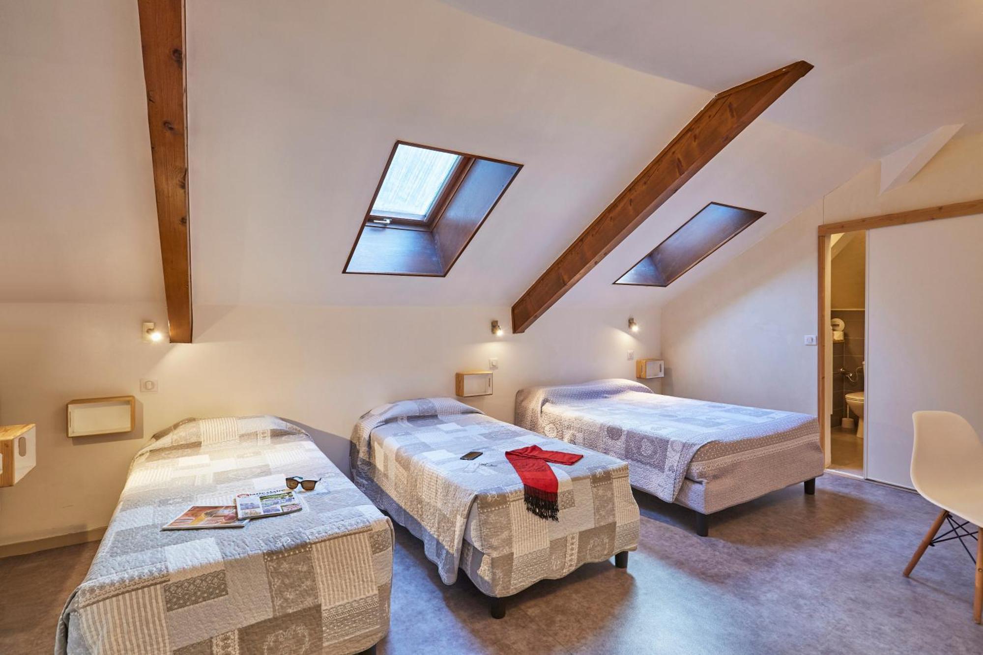 Cit'Hotel Le National Cluses Eksteriør billede